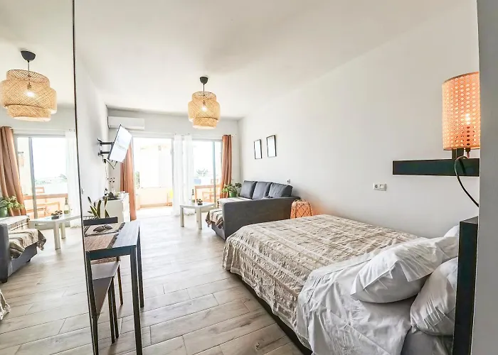 Casa Ari, Beautiful Ocean View Terrace Appartamento *